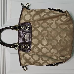 Coach Large Madison w/Crossbody Strap E0769-11127
